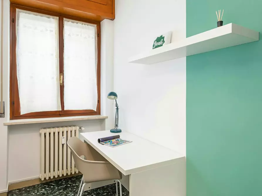 Immagine 2 di Camera in affitto  in Via Mario Morgantini a Verona