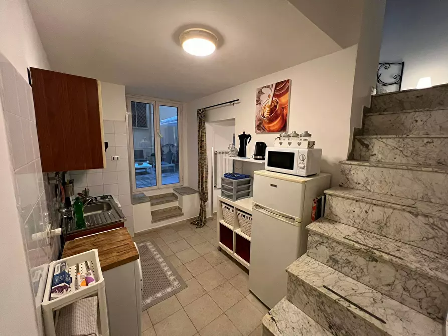 Immagine 8 di Appartamento in affitto  in Via di Monserrato a Roma