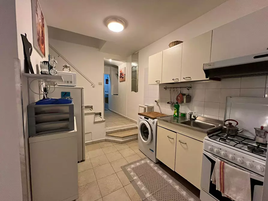 Immagine 9 di Appartamento in affitto  in Via di Monserrato a Roma