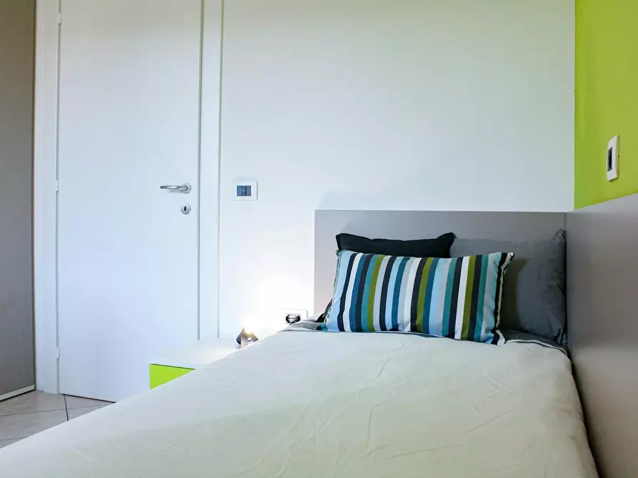 Immagine 3 di Camera in affitto  in Via Tomaso Gar a Trento