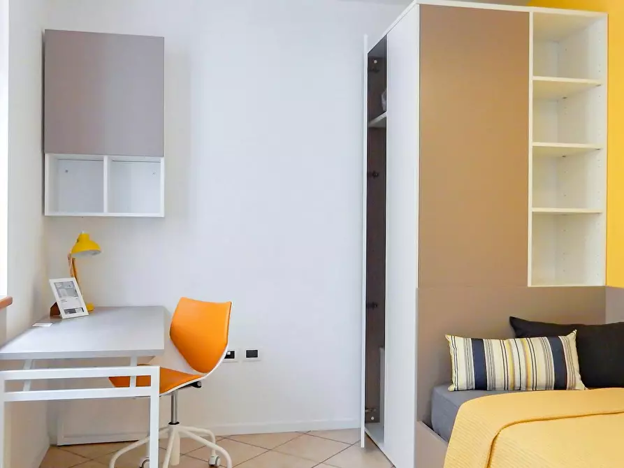 Immagine 3 di Camera in affitto  in Via Tomaso Gar a Trento