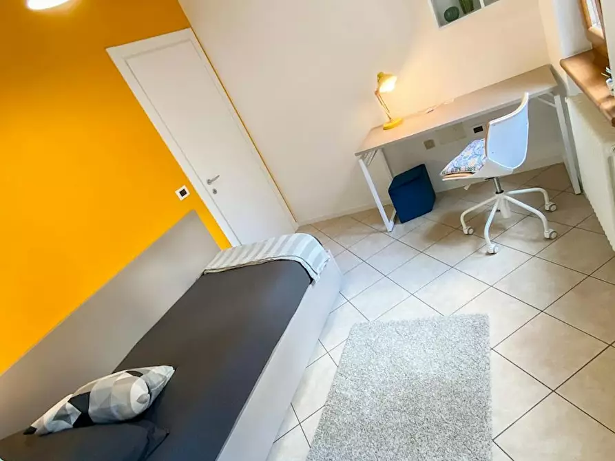 Immagine 4 di Camera in affitto  in Via Tomaso Gar a Trento
