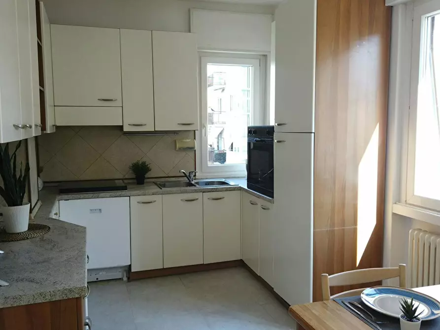 Immagine 6 di Camera in affitto  in Via San Pio X a Trento