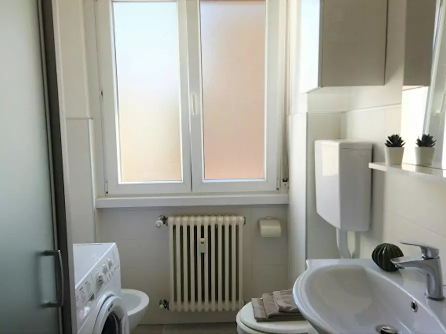 Immagine 10 di Camera in affitto  in Via San Pio X a Trento