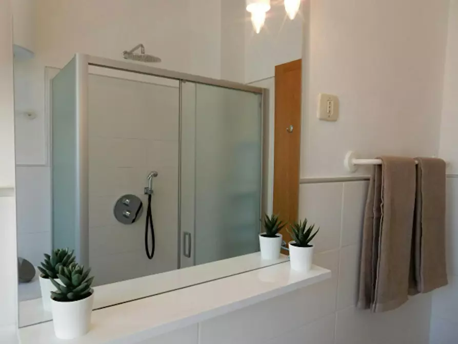 Immagine 9 di Camera in affitto  in Via San Pio X a Trento