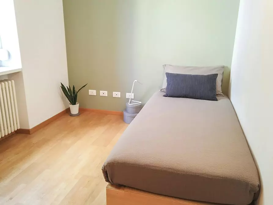 Immagine 2 di Camera in affitto  in Via Zara a Trento