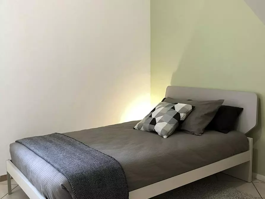 Immagine 4 di Camera in affitto  in Via Palermo a Trento