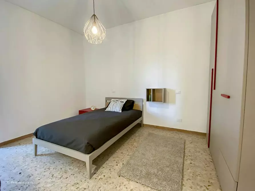 Immagine 3 di Camera in affitto  in Via Marcantonio della Torre a Verona