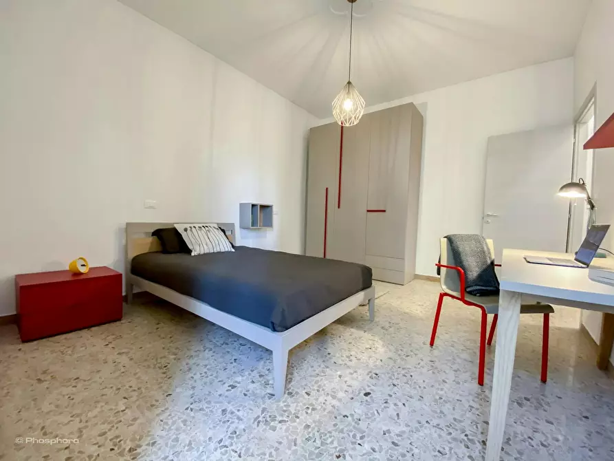 Immagine 7 di Camera in affitto  in Via Marcantonio della Torre a Verona