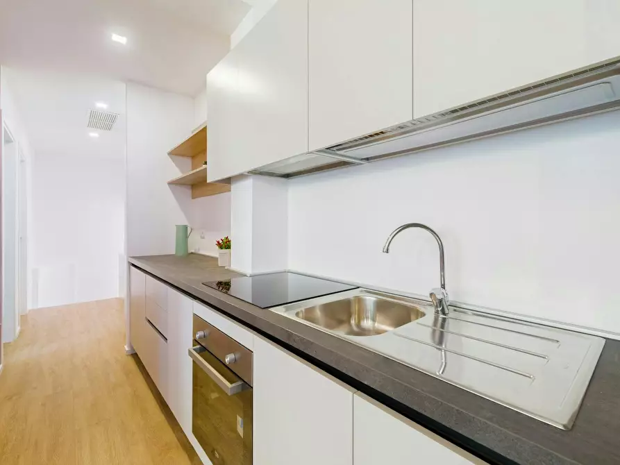 Immagine 10 di Camera in affitto  in Via degli Armari a Ferrara