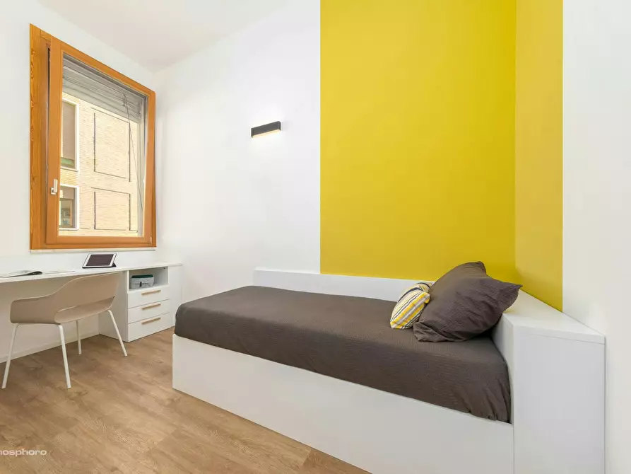 Immagine 2 di Camera in affitto  in Via degli Armari a Ferrara