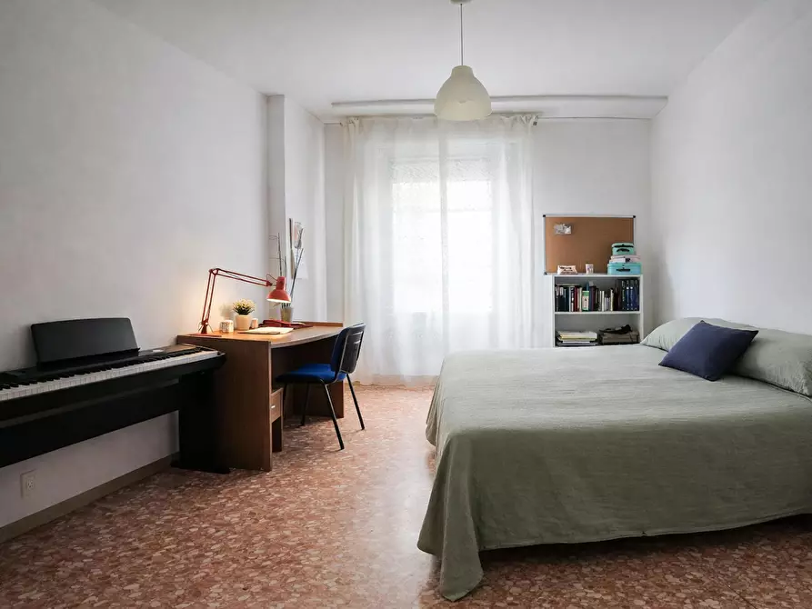 Immagine 2 di Camera in affitto  in Lungadige Giacomo Matteotti a Verona