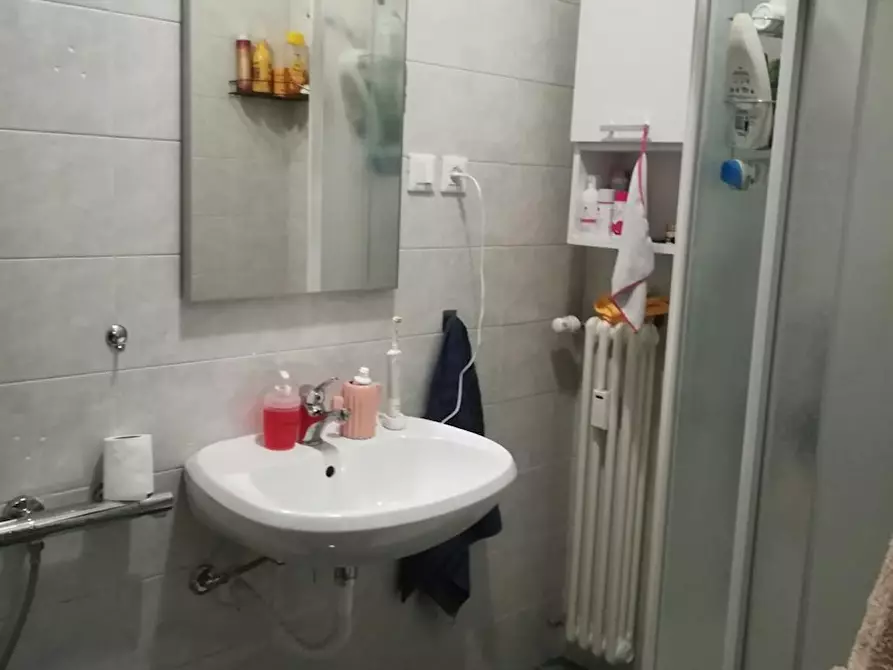 Immagine 10 di Camera in affitto  in Via Giuseppe Verdi a Trento