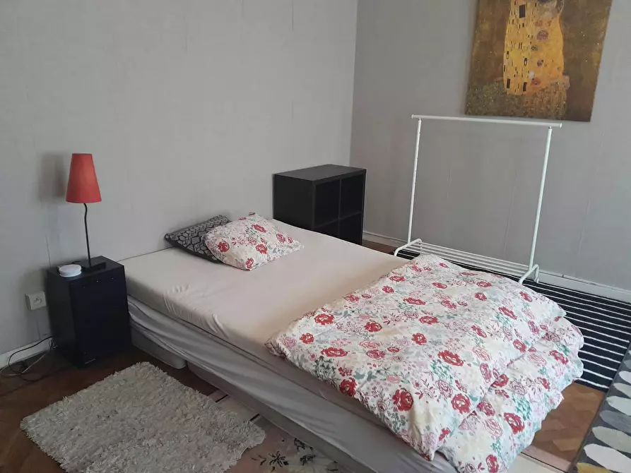 Immagine 1 di Camera in affitto  in Mutsaertplaats a Strombeek-Bever