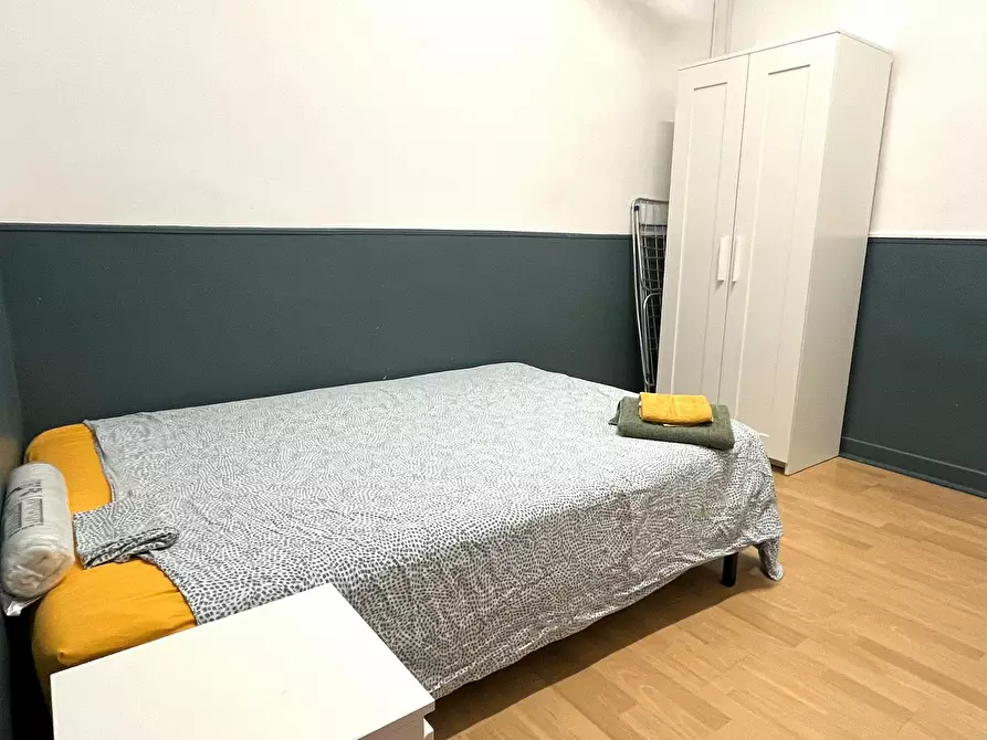 Immagine 2 di Camera in affitto  in Carrer de Muntaner a Barcelona