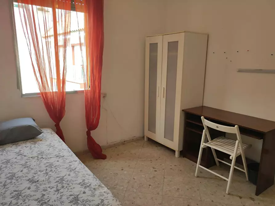 Immagine 3 di Camera in affitto  in Calle Garci Pérez a Sevilla