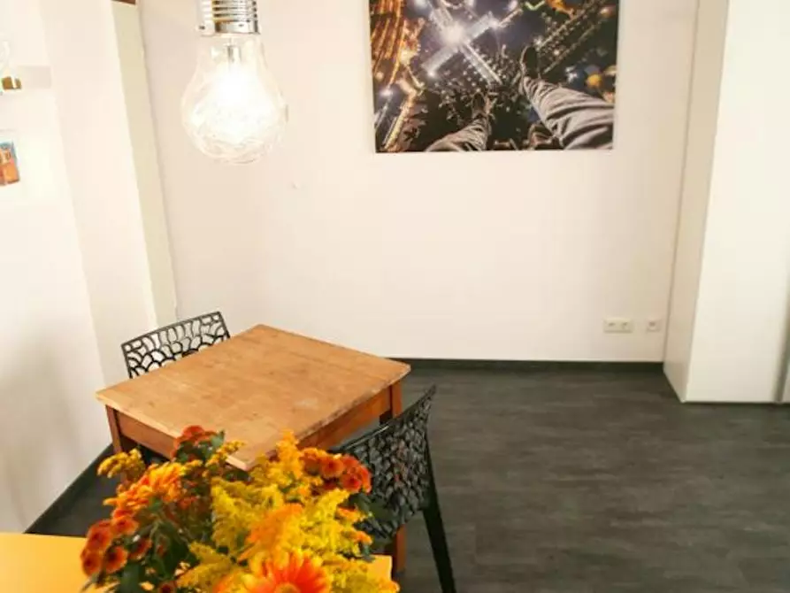 Immagine 10 di Appartamento in affitto  in Wiener Weg a Köln