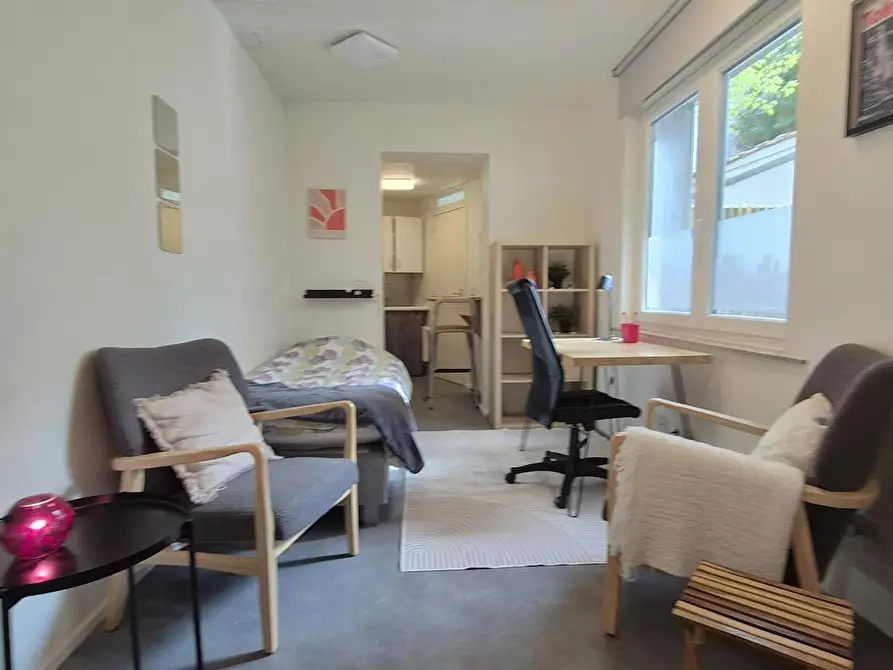 Immagine 2 di Appartamento in affitto  in Rue de Haerne a Etterbeek