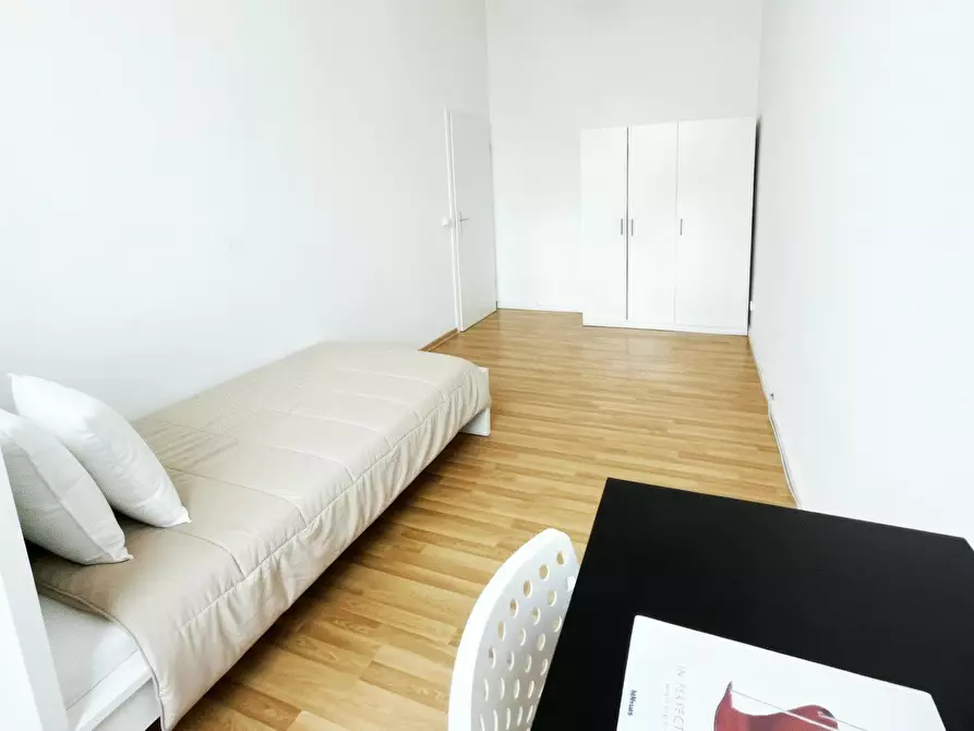 Immagine 1 di Camera in affitto  in Bismarckstraße a Berlin