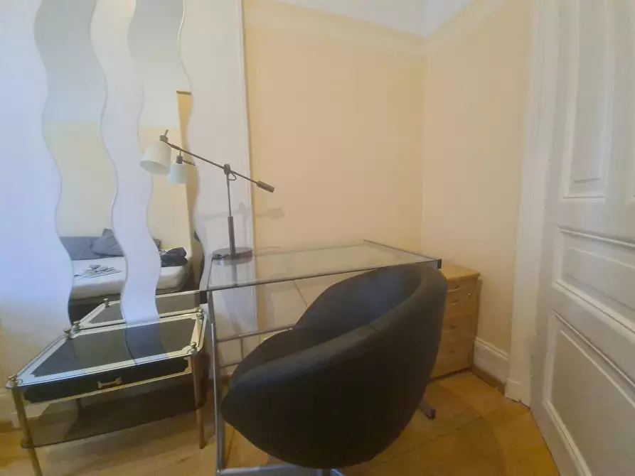 Immagine 8 di Camera in affitto  in Esslinger Straße a Frankfurt am Main