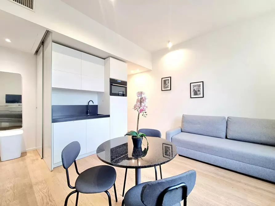 Immagine 4 di Appartamento in affitto  in Via Tortona a Milano