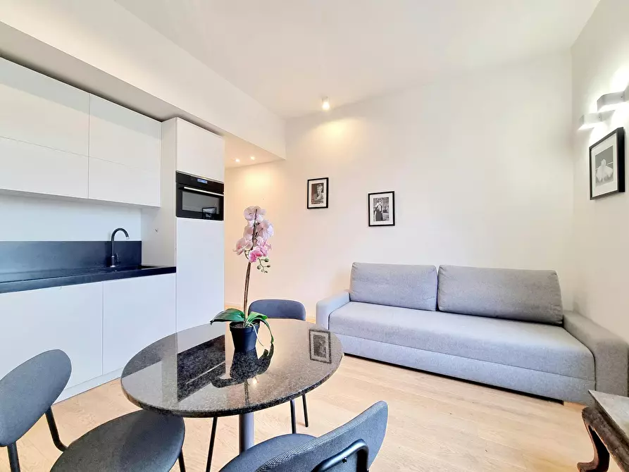 Immagine 3 di Appartamento in affitto  in Via Tortona a Milano