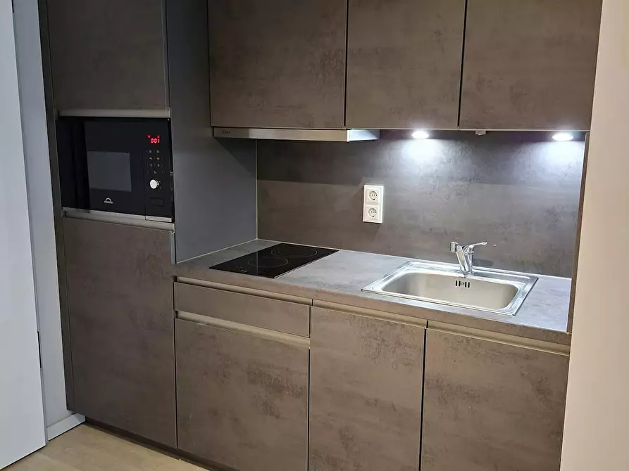 Immagine 3 di Appartamento in affitto  in Mühlenstraße a Berlin