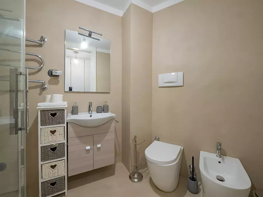 Immagine 5 di Appartamento in affitto  in Via Pantano a Milano