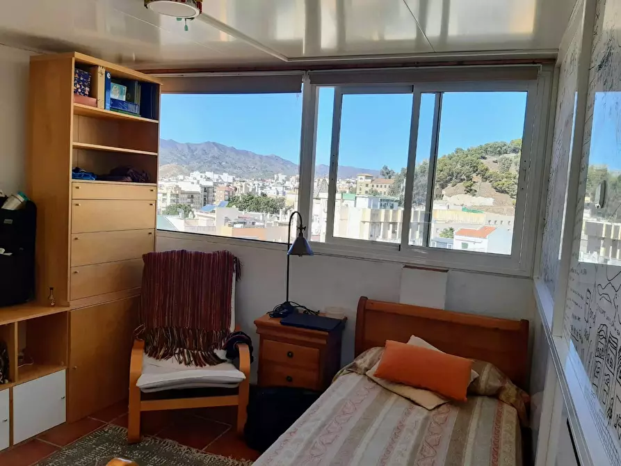 Immagine 1 di Camera in affitto  in Calle Ferrándiz a Malaga