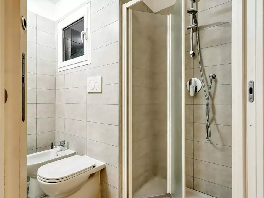 Immagine 6 di Appartamento in affitto  in Via Vigevano a Milano