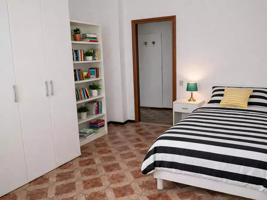 Immagine 2 di Camera in affitto  in Via Curtatone a Verona