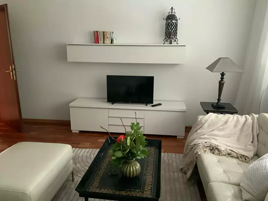 Immagine 6 di Appartamento in affitto  in Florianweg a Frankfurt am Main