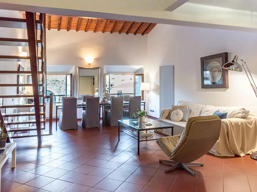 Immagine 2 di Appartamento in affitto  in Via dei Rondinelli a Firenze