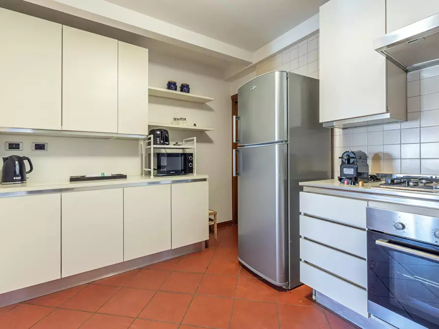 Immagine 10 di Appartamento in affitto  in Via dei Rondinelli a Firenze