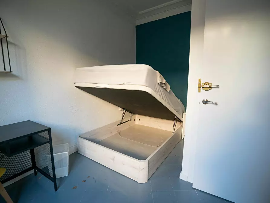 Immagine 3 di Camera in affitto  in Carrer de l'Almudí a Valencia