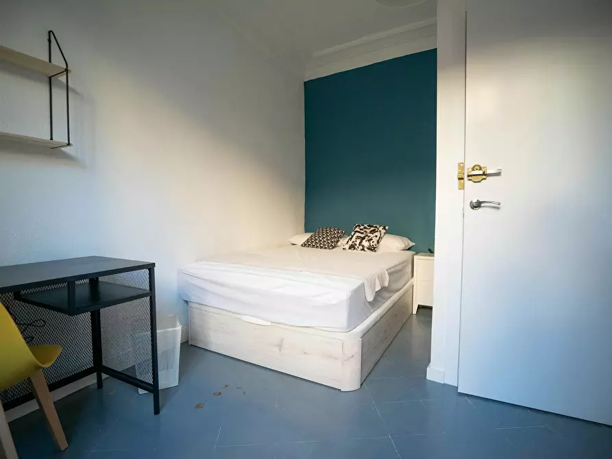 Immagine 1 di Camera in affitto  in Carrer de l'Almudí a Valencia