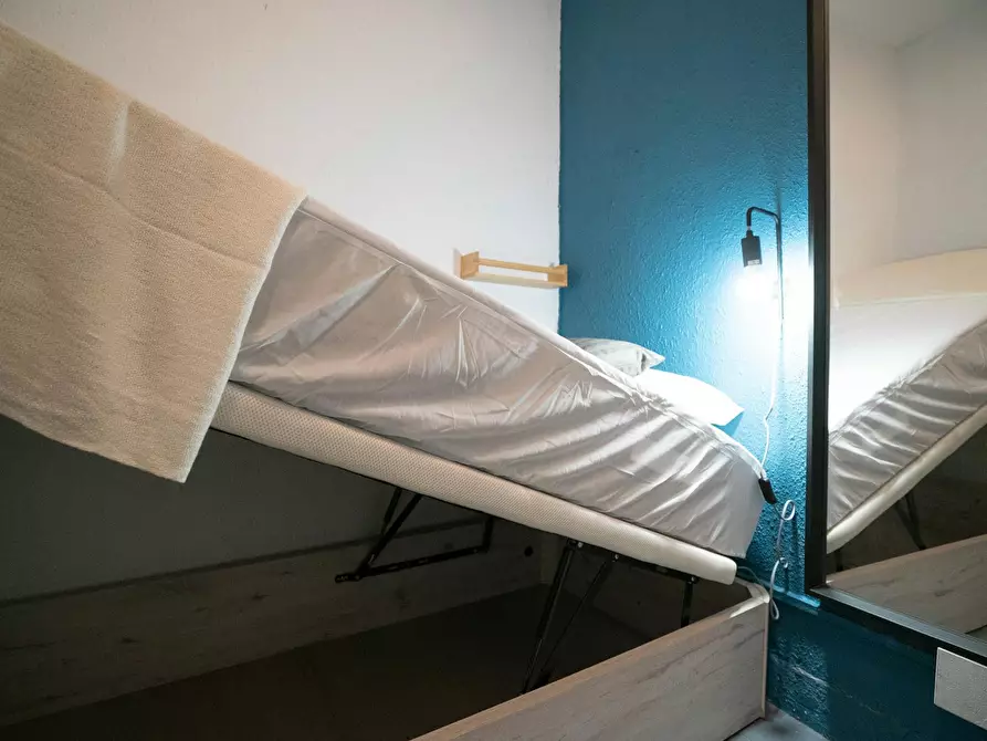 Immagine 4 di Camera in affitto  in Carrer de l'Almudí a Valencia