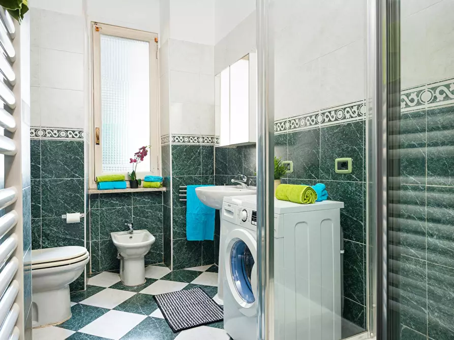 Immagine 8 di Camera in affitto  in Piazza Tancredi Galimberti a Torino