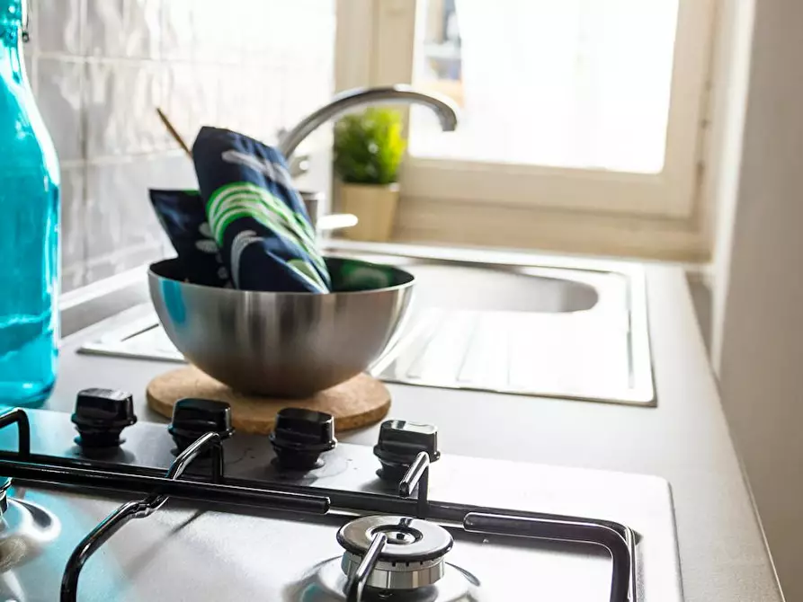 Immagine 8 di Camera in affitto  in Piazza Tancredi Galimberti a Torino