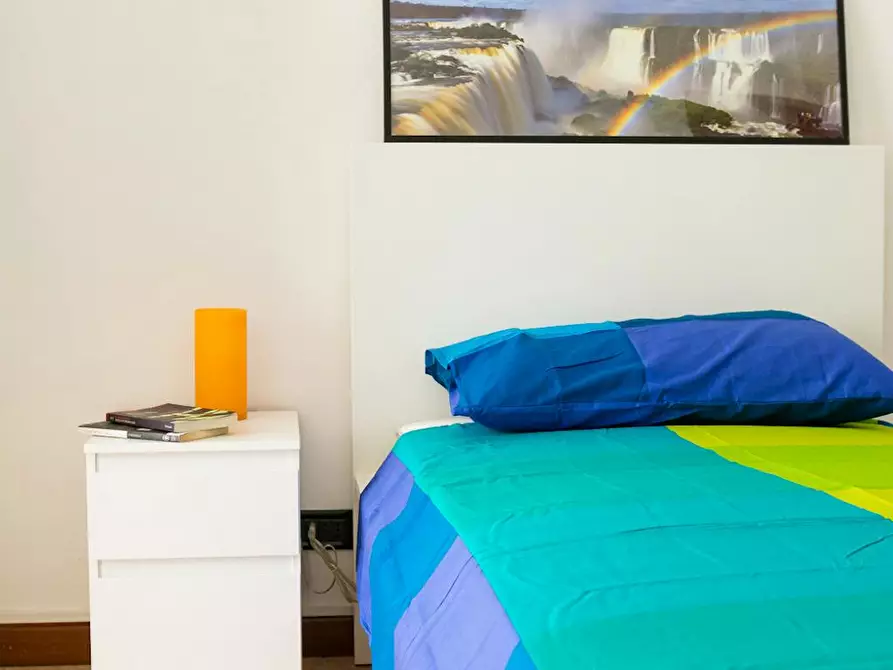 Immagine 3 di Camera in affitto  in Piazza Tancredi Galimberti a Torino