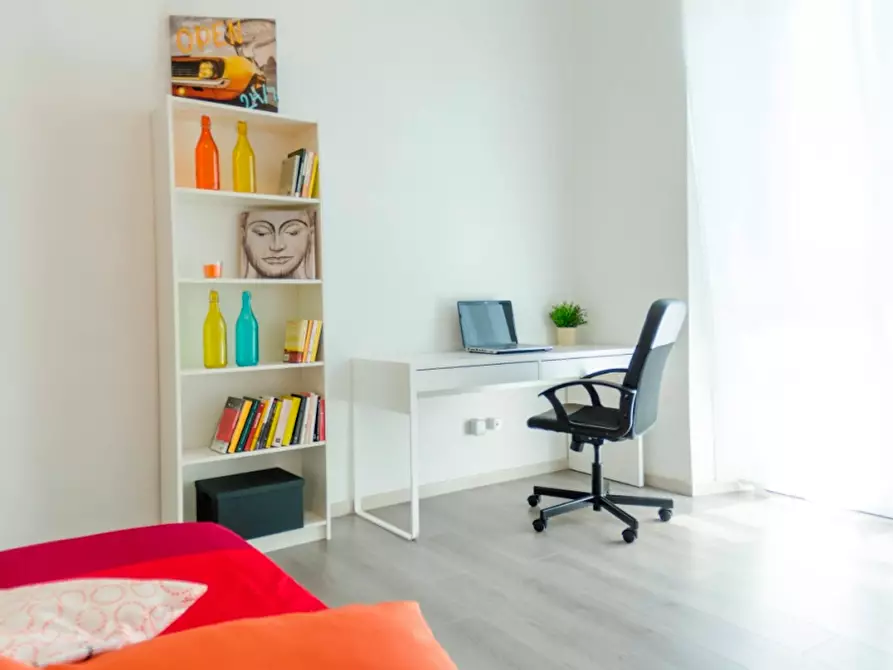 Immagine 4 di Camera in affitto  in Piazza Tancredi Galimberti a Torino