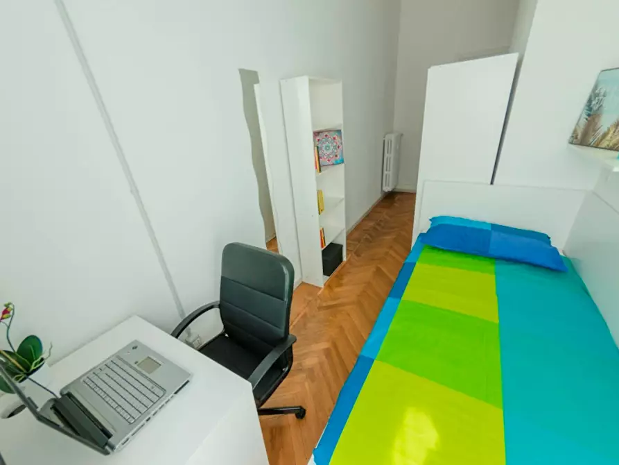 Immagine 3 di Camera in affitto  in Piazza Tancredi Galimberti a Torino