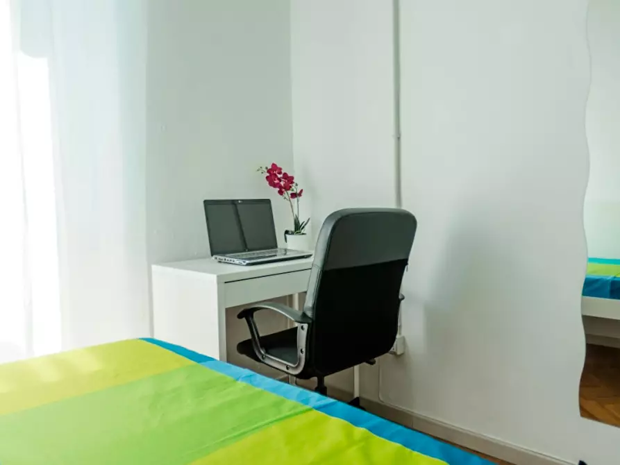 Immagine 2 di Camera in affitto  in Piazza Tancredi Galimberti a Torino