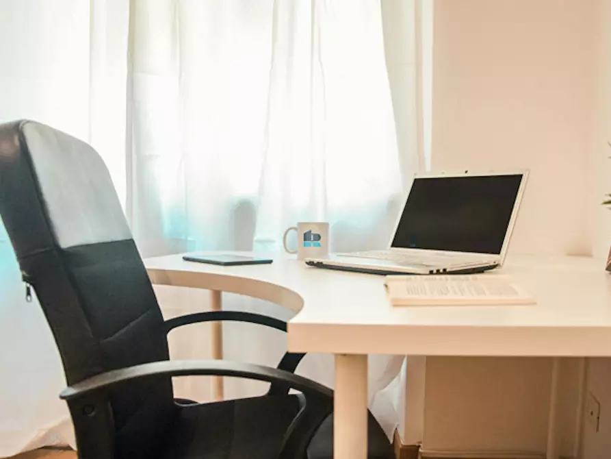 Immagine 4 di Camera in affitto  in Via Sant'Agostino a Torino