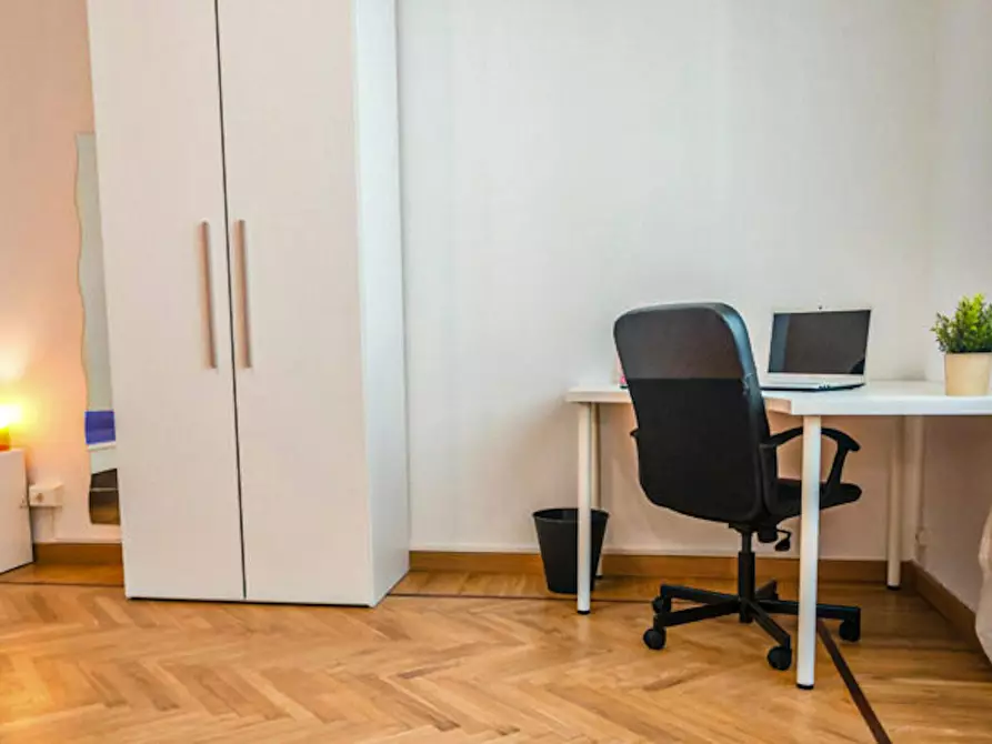 Immagine 4 di Camera in affitto  in Via Sant'Agostino a Torino