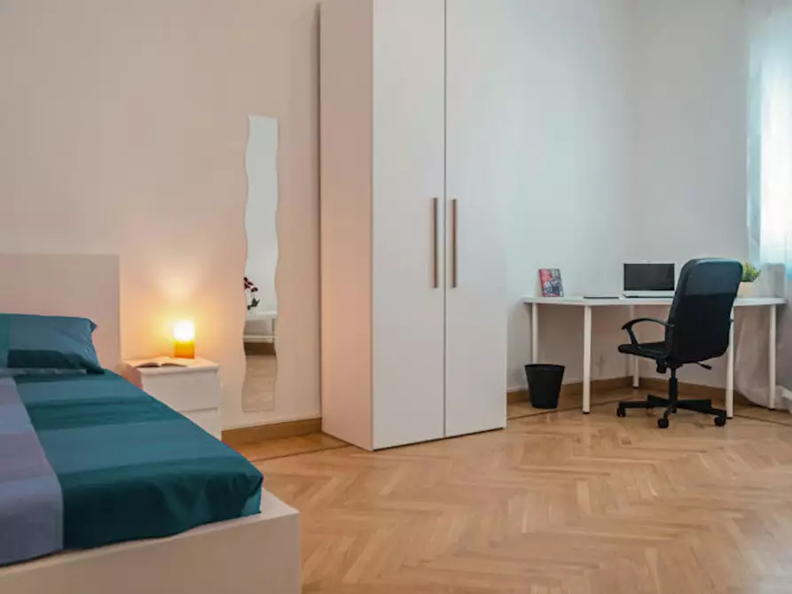 Immagine 3 di Camera in affitto  in Via Sant'Agostino a Torino