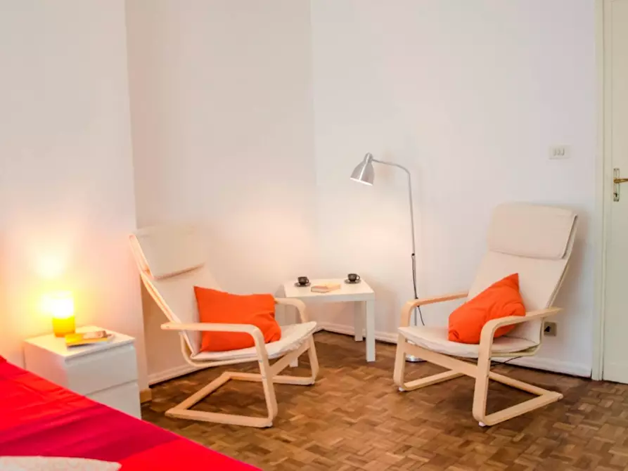 Immagine 6 di Camera in affitto  in Corso Sebastopoli a Torino