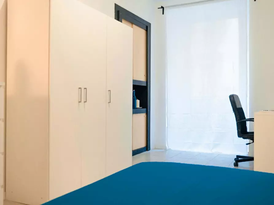 Immagine 5 di Camera in affitto  in Via Alfonso Bonafous a Torino