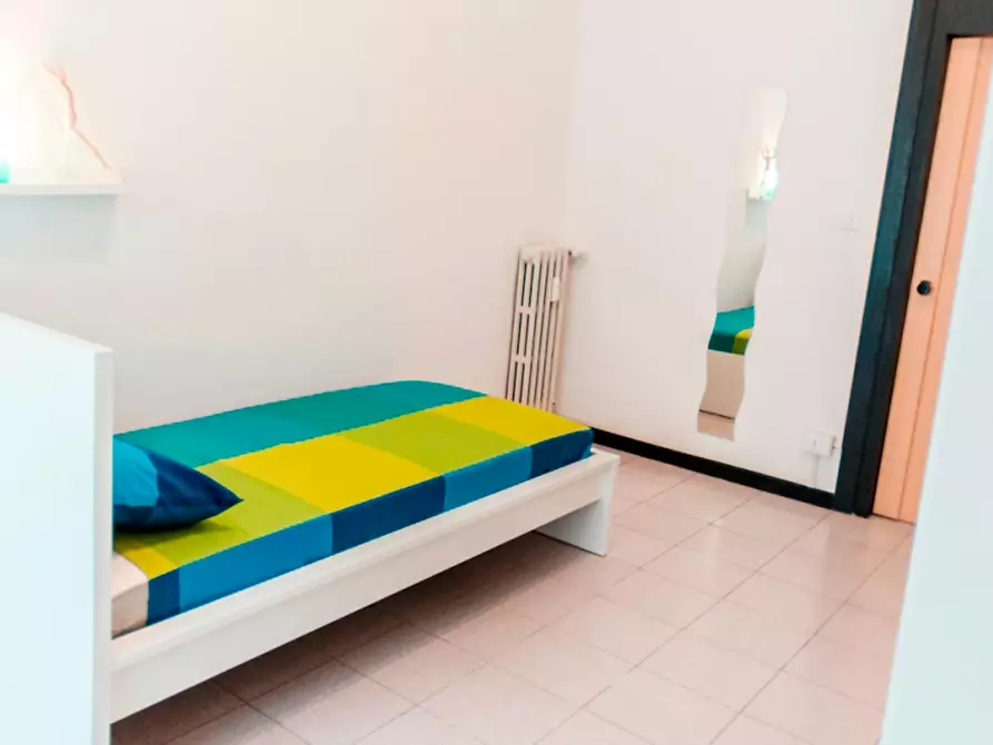 Immagine 3 di Camera in affitto  in Via Alfonso Bonafous a Torino