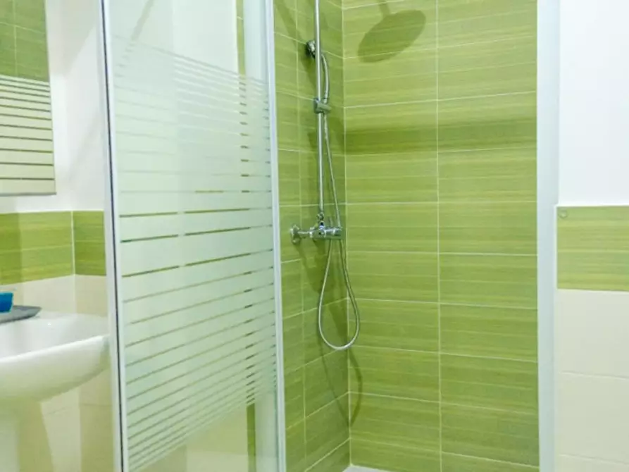 Immagine 10 di Camera in affitto  in Piazza Emanuele Filiberto a Torino